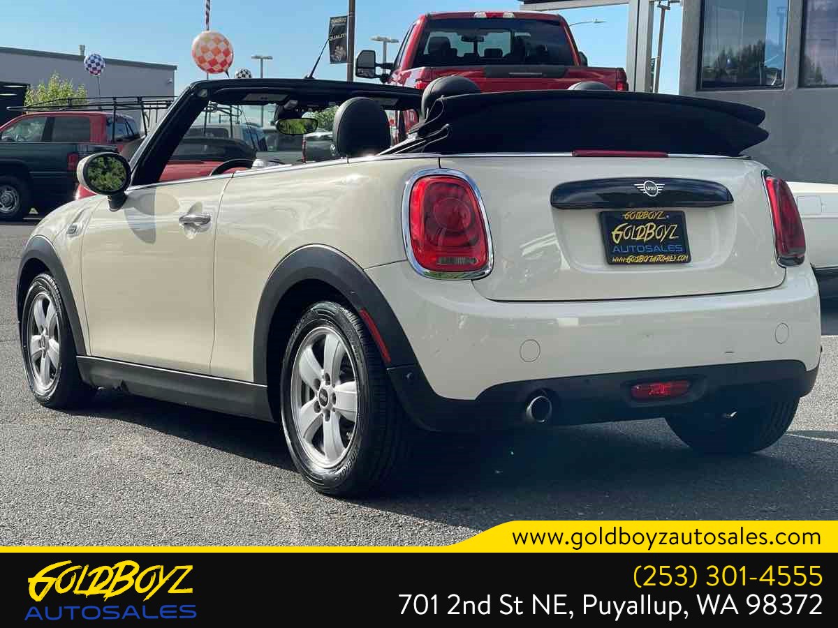 Mini Convertible photo 6