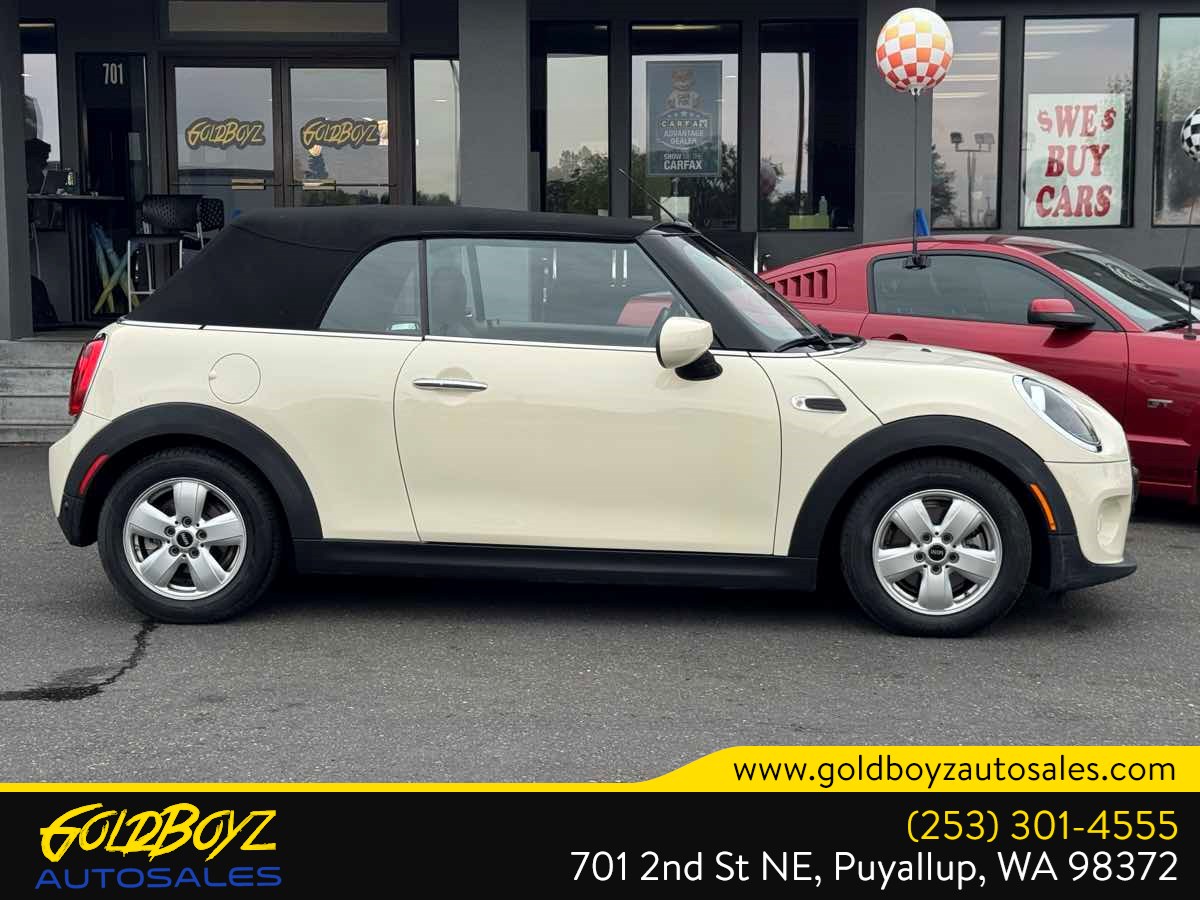 Mini Convertible photo 3