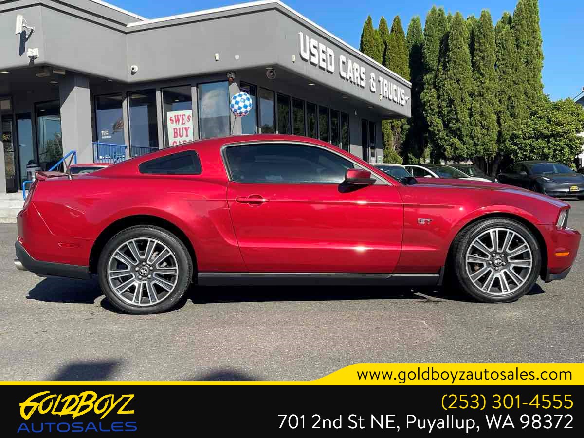 Ford Mustang photo 2