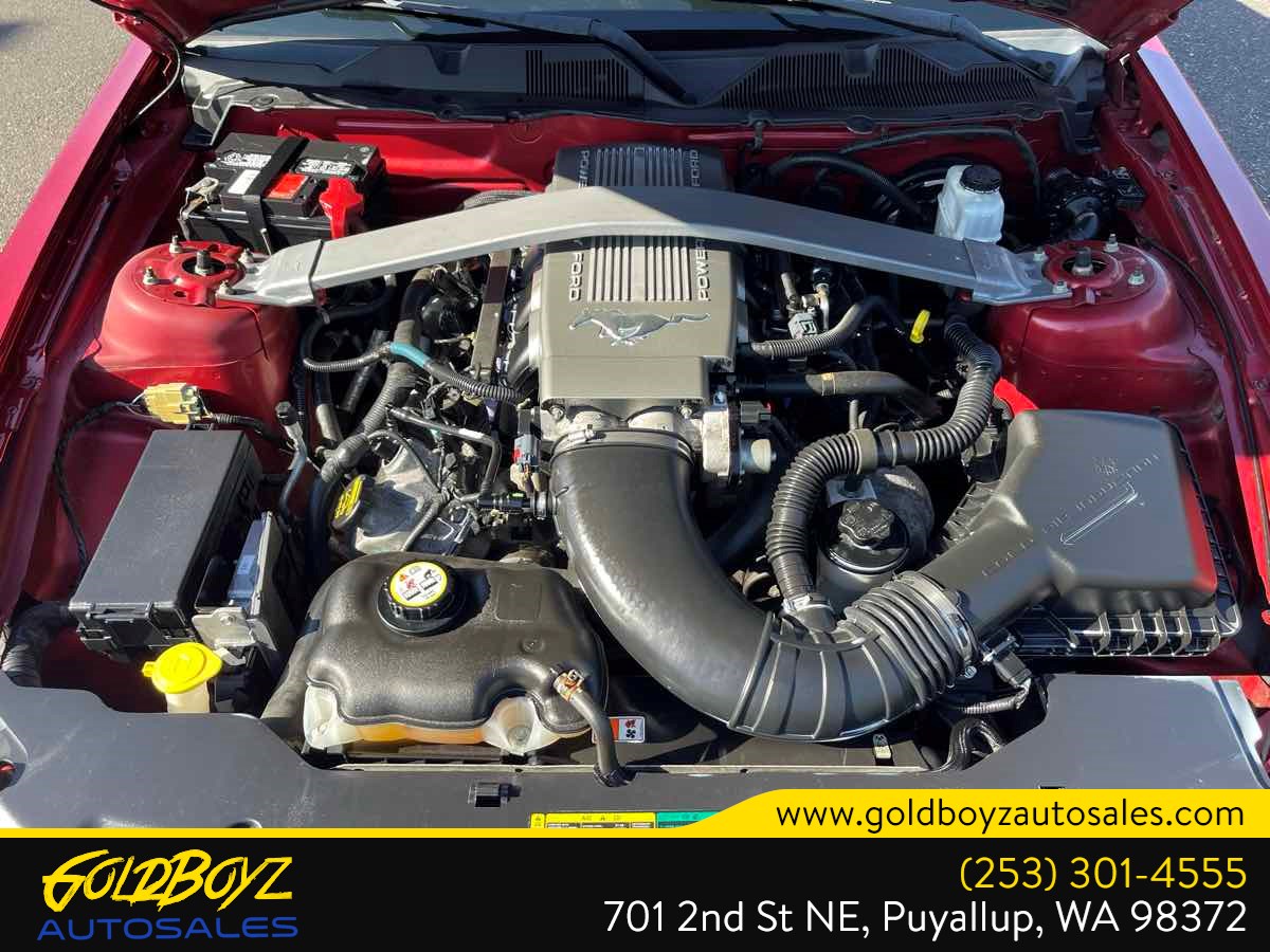 Ford Mustang photo 9