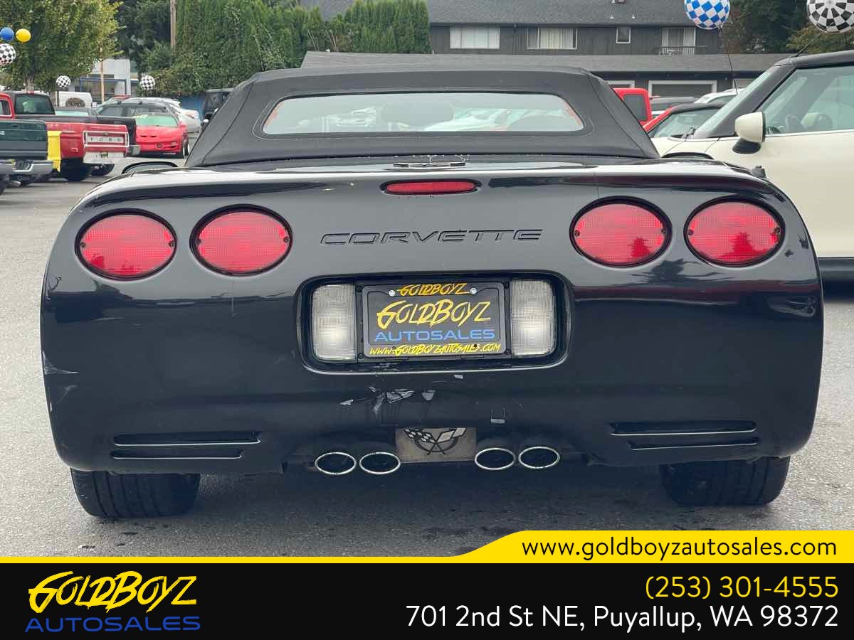 Photo 5 of this Chevrolet Corvette
