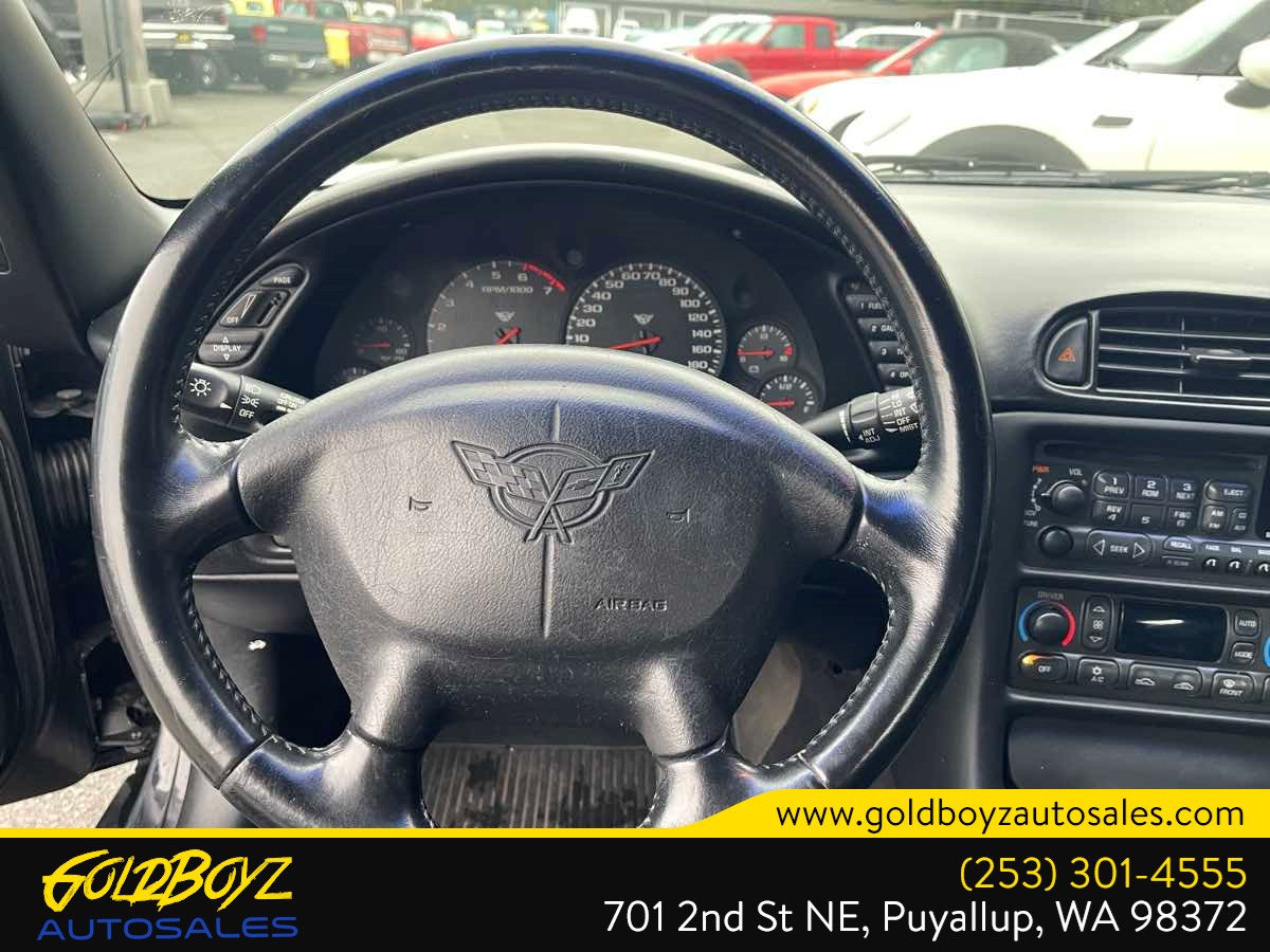 Photo 14 of this Chevrolet Corvette