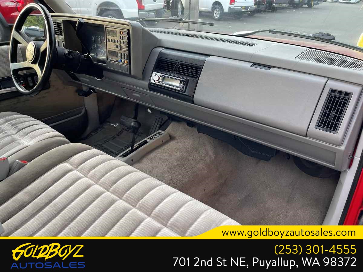 GMC Sierra photo 18