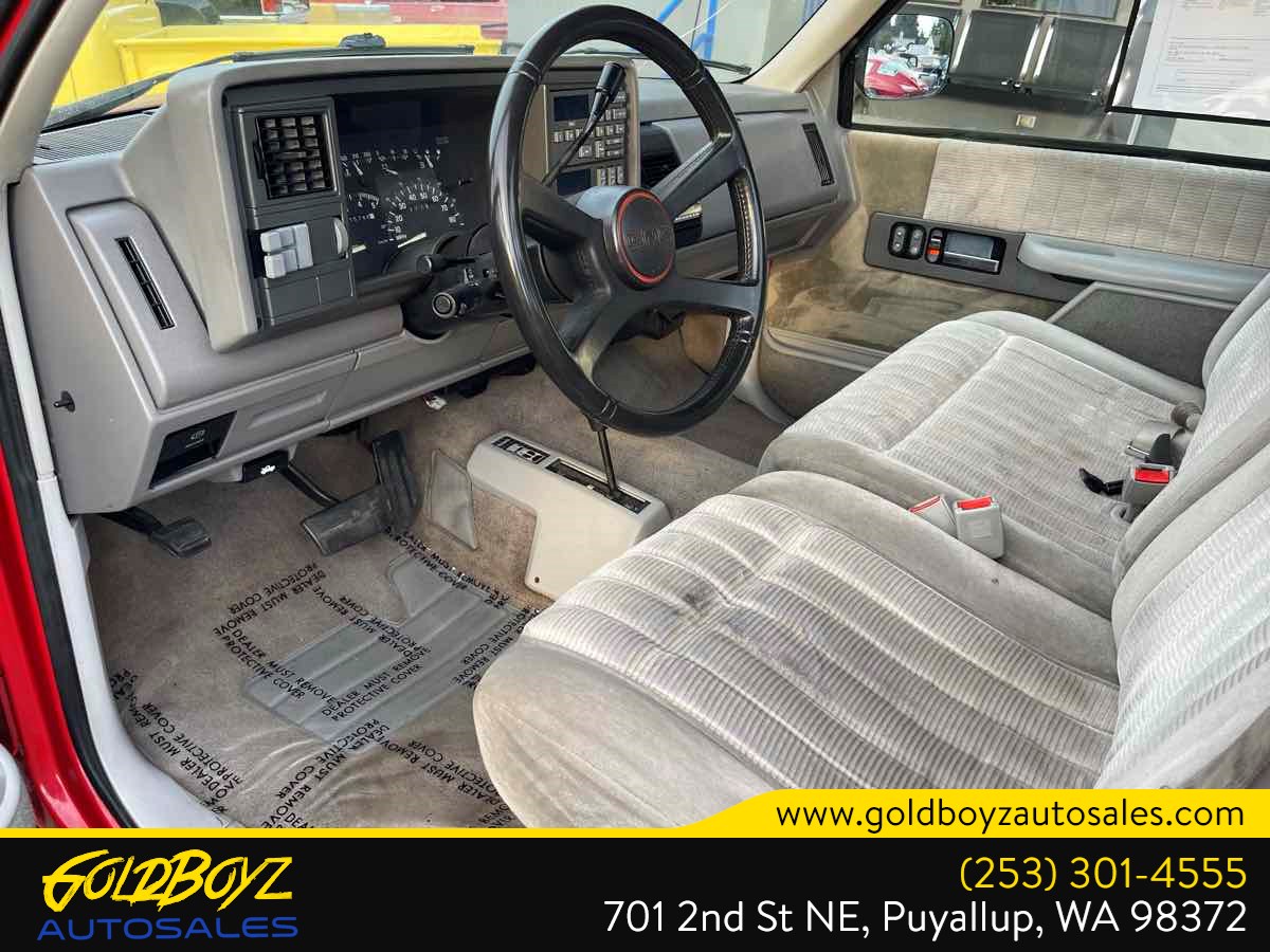 GMC Sierra photo 12