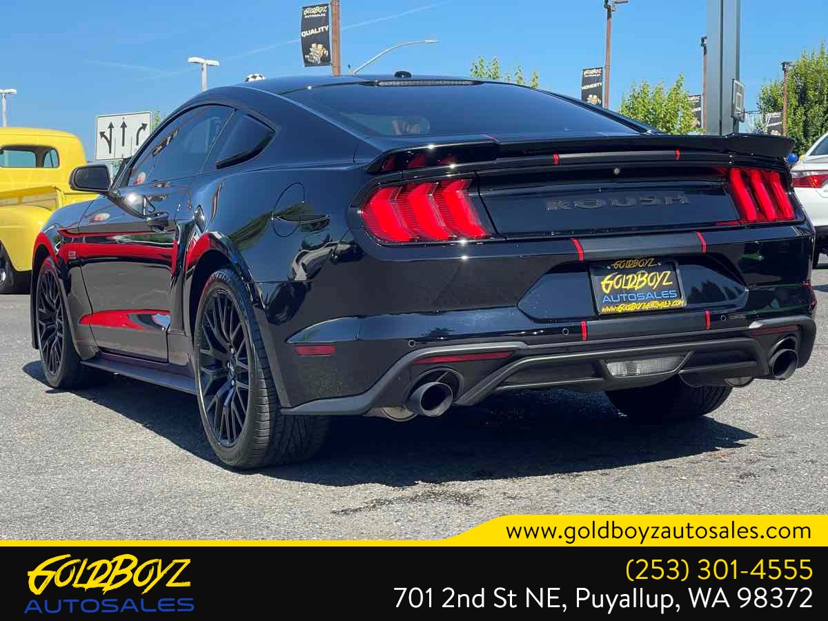 Ford Mustang photo 6