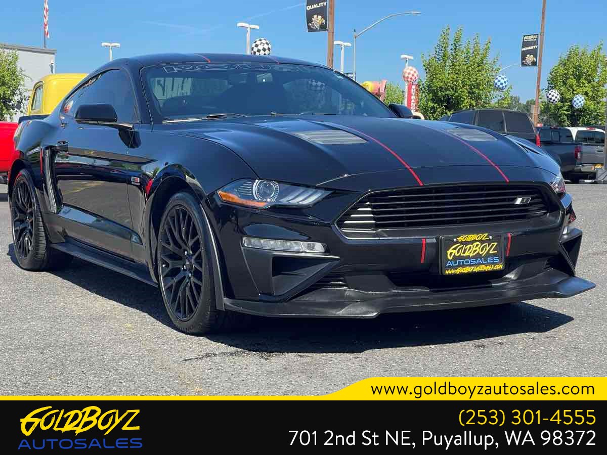 Ford Mustang photo 2