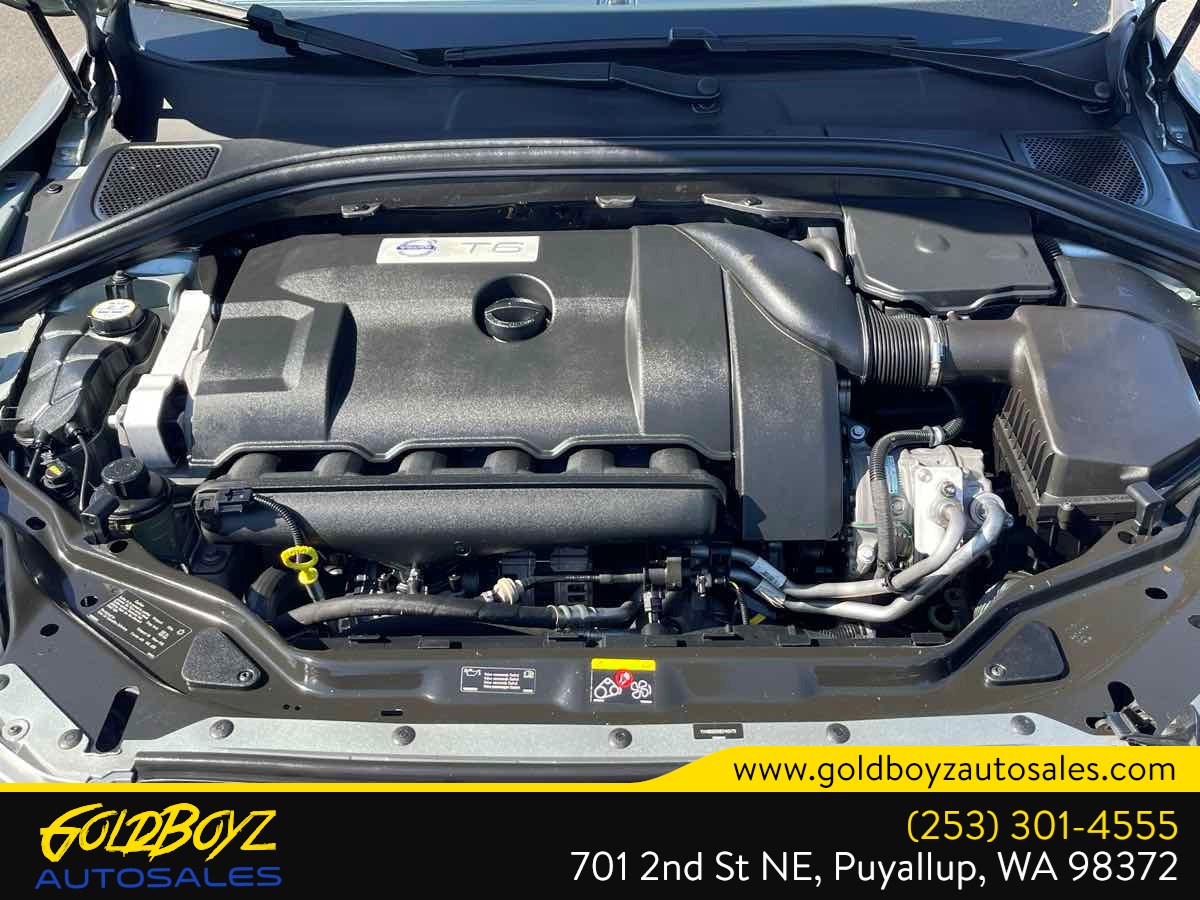 Volvo XC60 photo 9