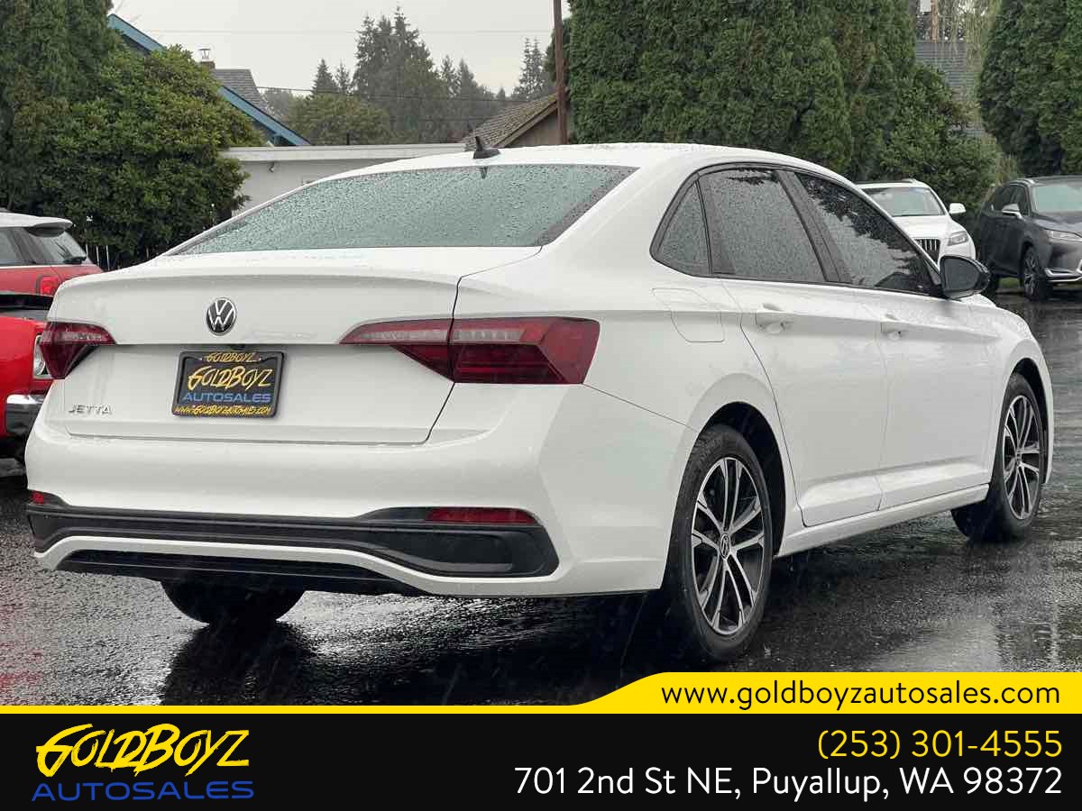 Volkswagen Jetta photo 3