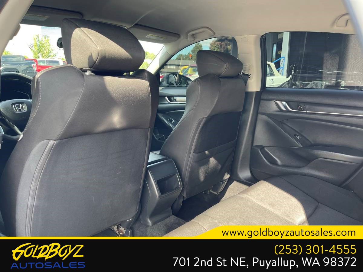 Honda Accord photo 15