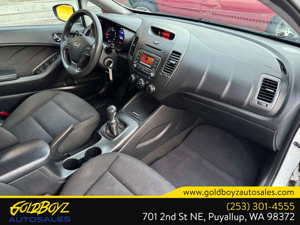 Kia Forte photo 17