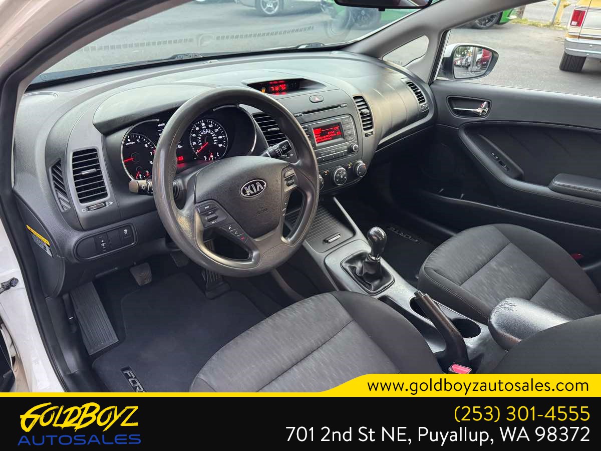 Kia Forte photo 9
