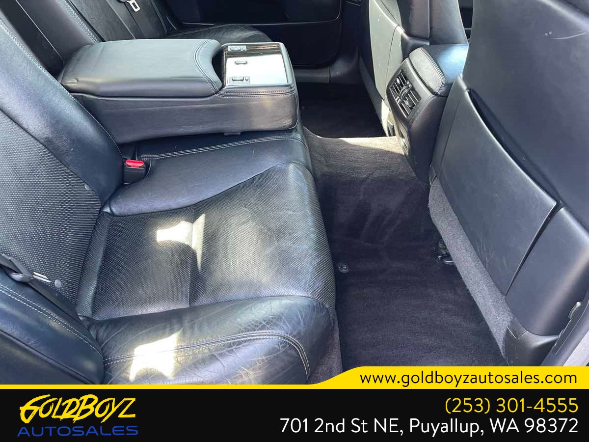 Lexus LS photo 20