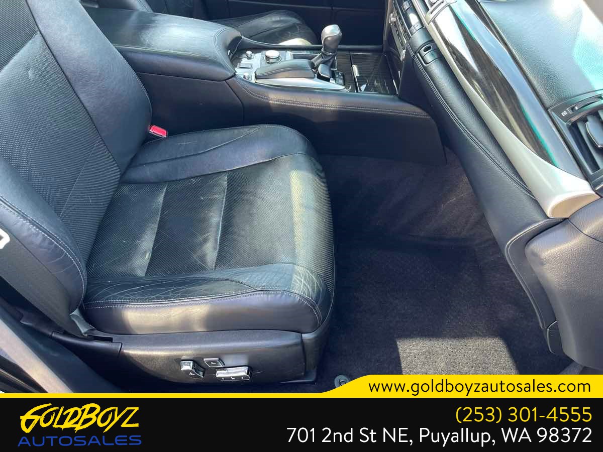 Lexus LS photo 29