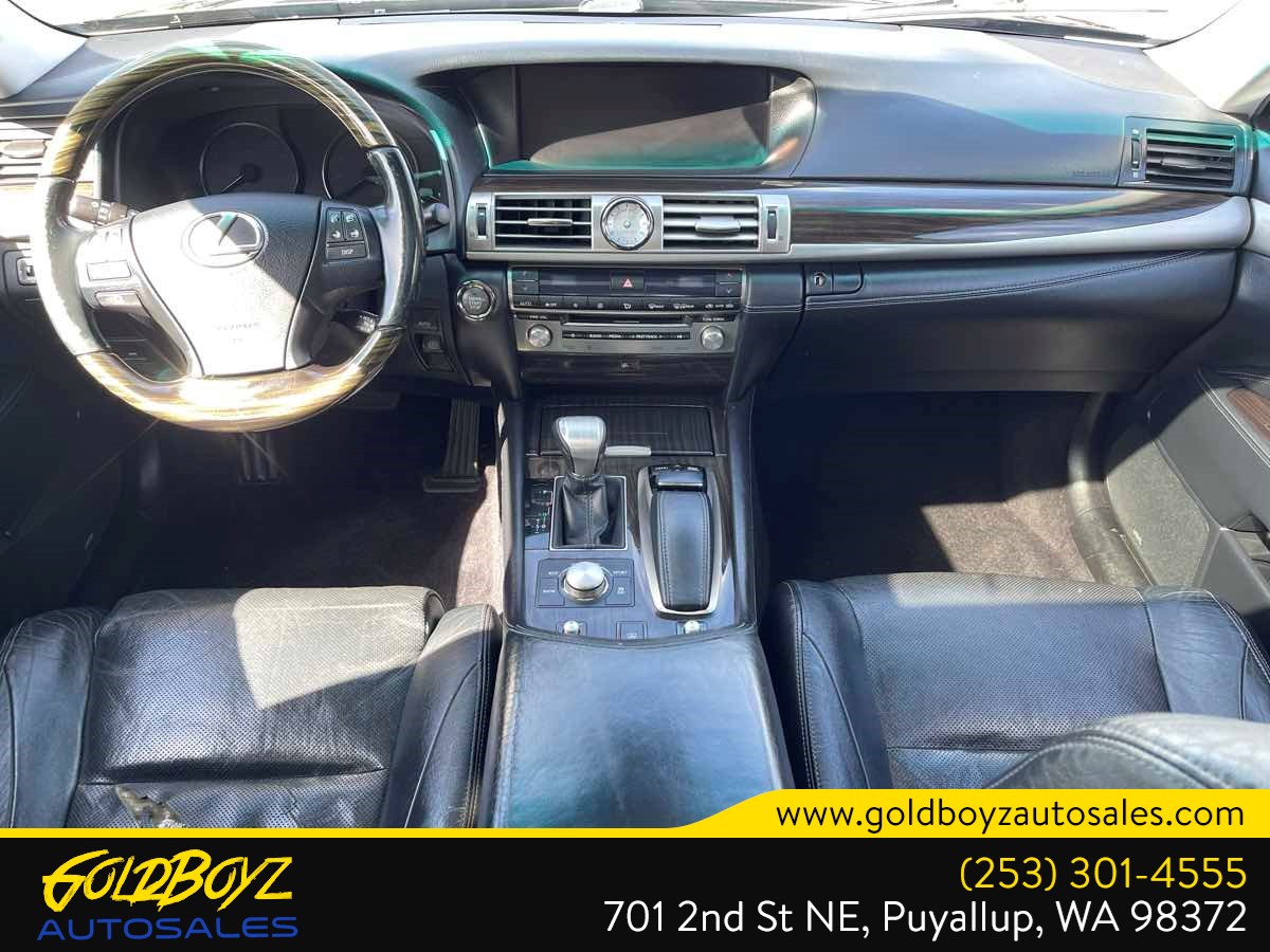 Lexus LS photo 23