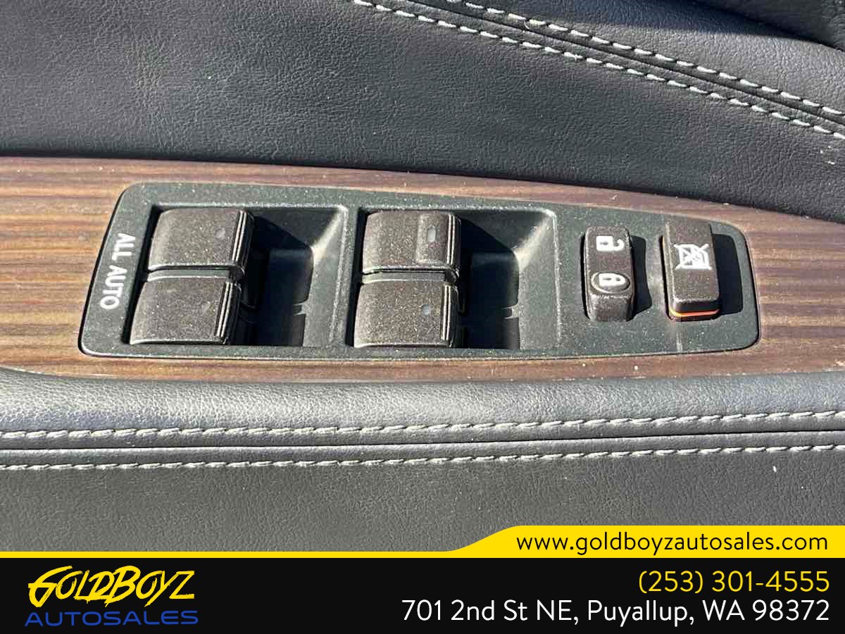 Lexus LS photo 44