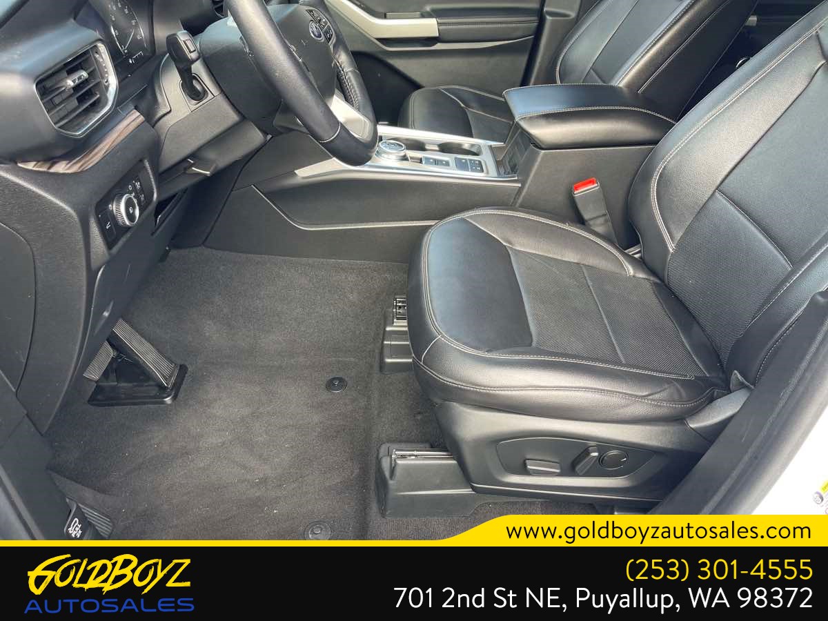 Ford Explorer photo 14