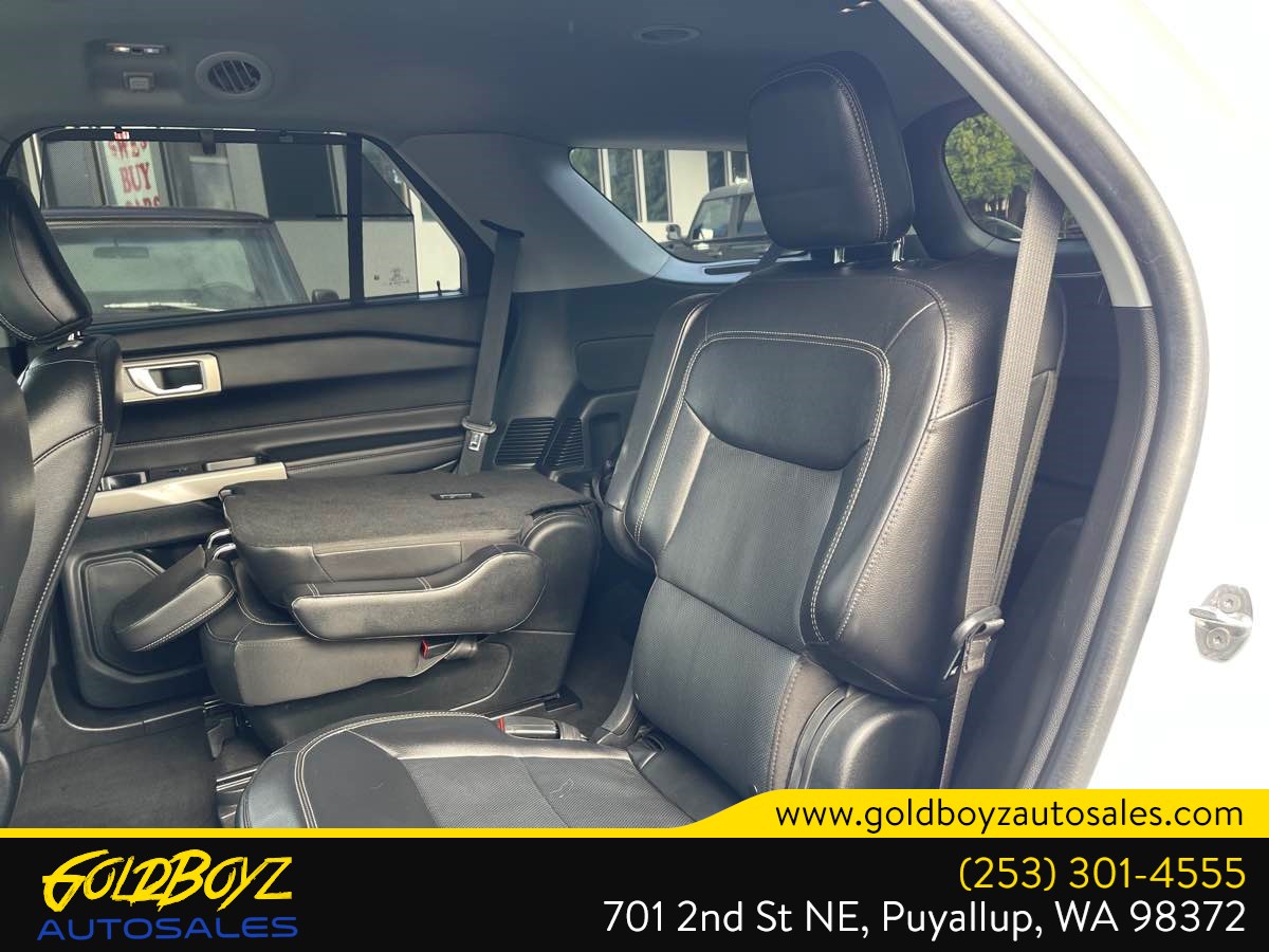 Ford Explorer photo 18