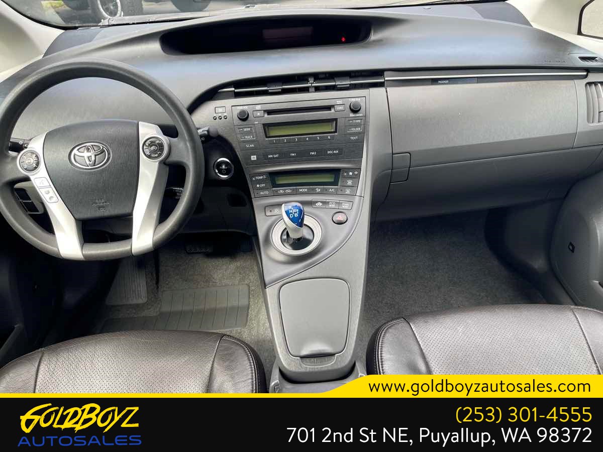 Toyota Prius photo 31