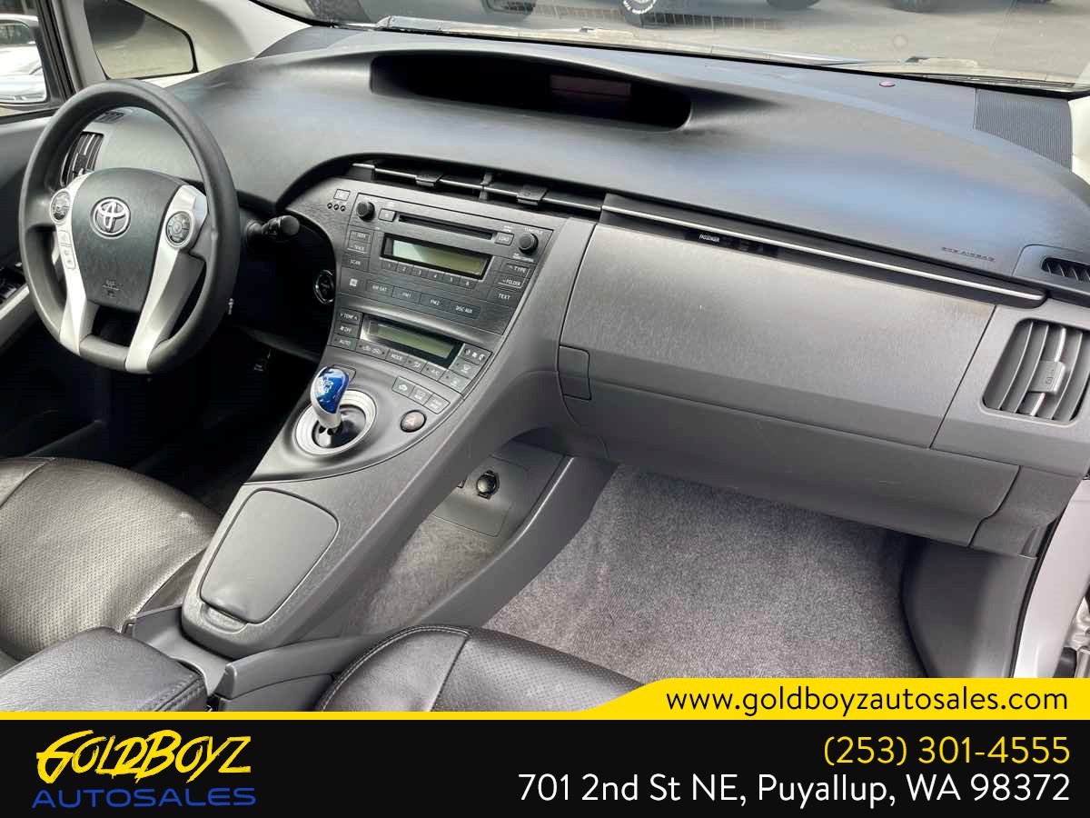 Toyota Prius photo 29