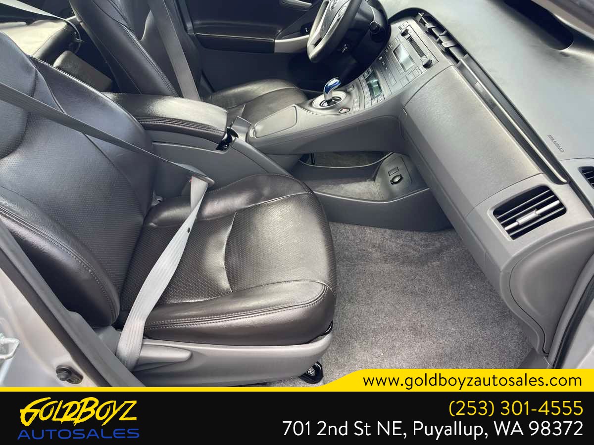 Toyota Prius photo 28