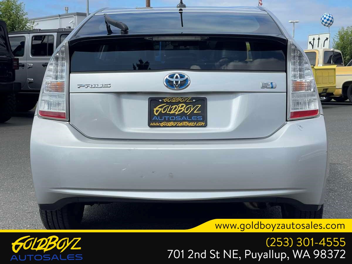 Toyota Prius photo 4