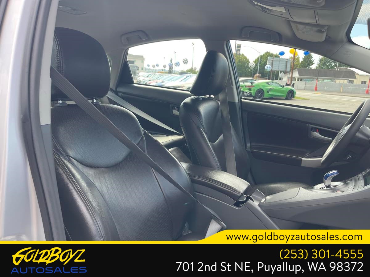 Toyota Prius photo 27