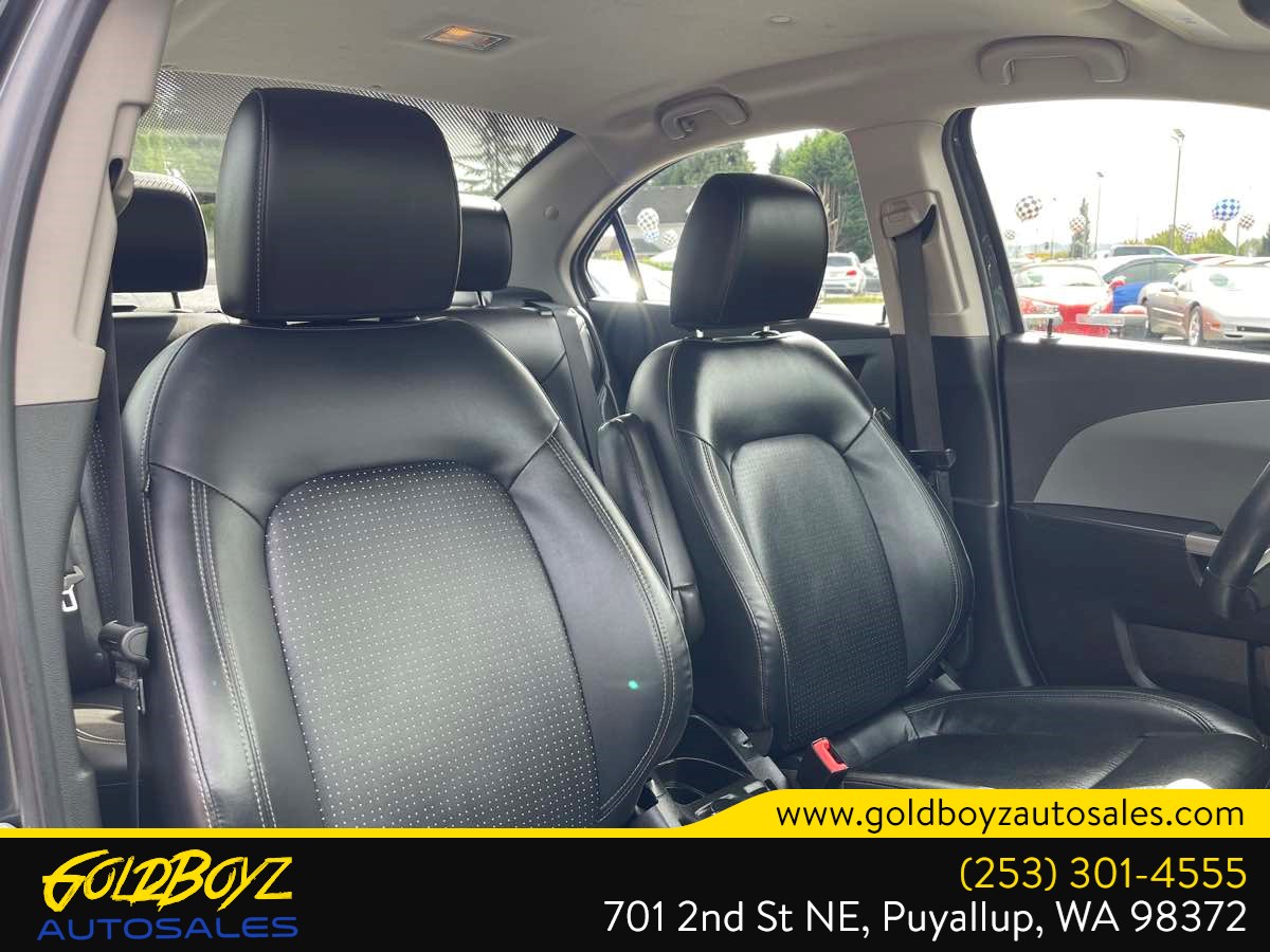 Chevrolet Sonic photo 16