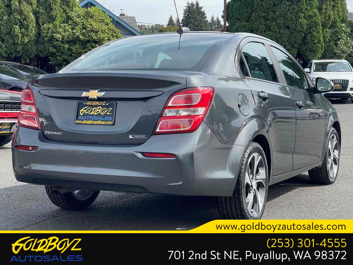 Chevrolet Sonic photo 3