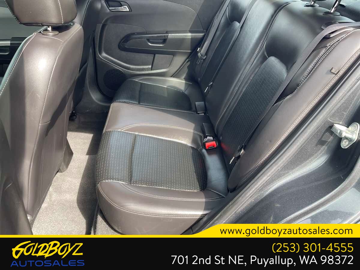 Chevrolet Sonic photo 21