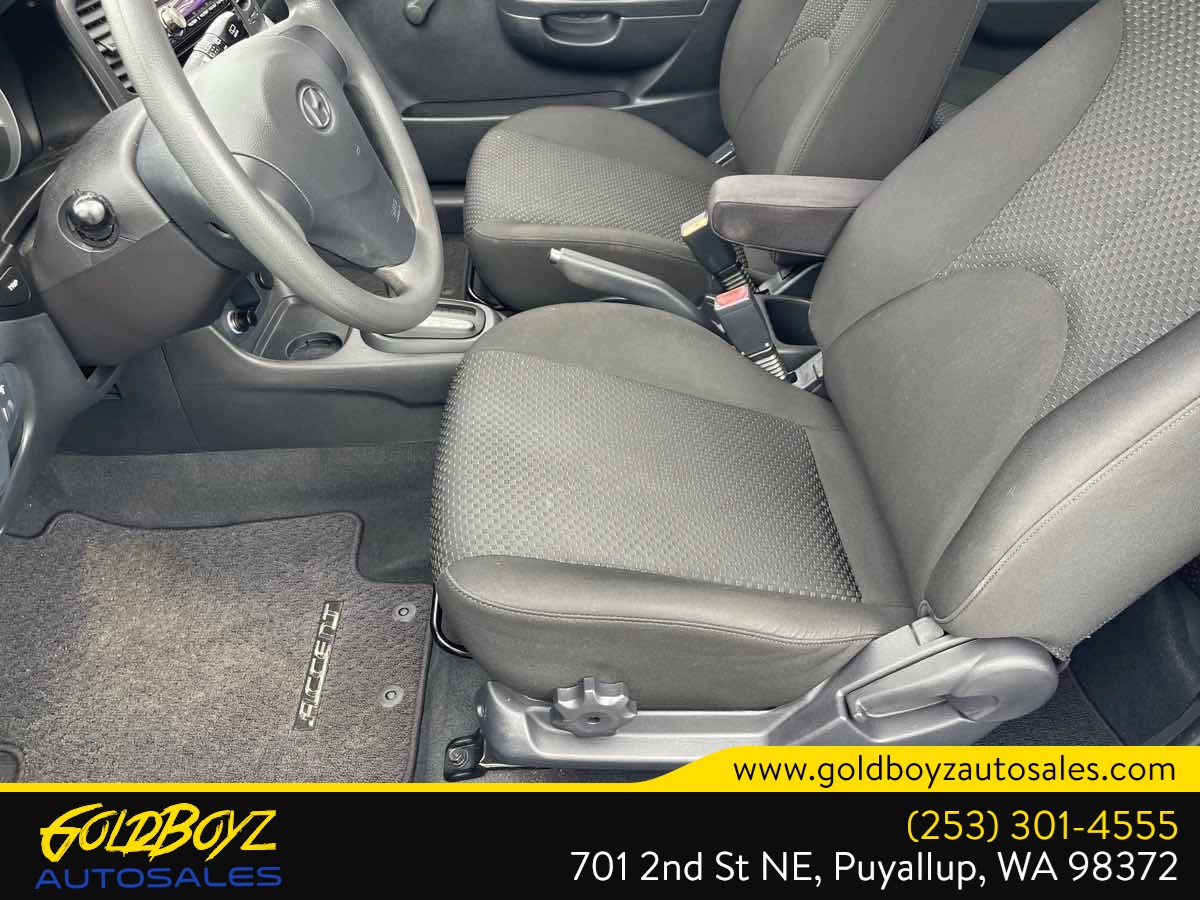 Hyundai Accent photo 12