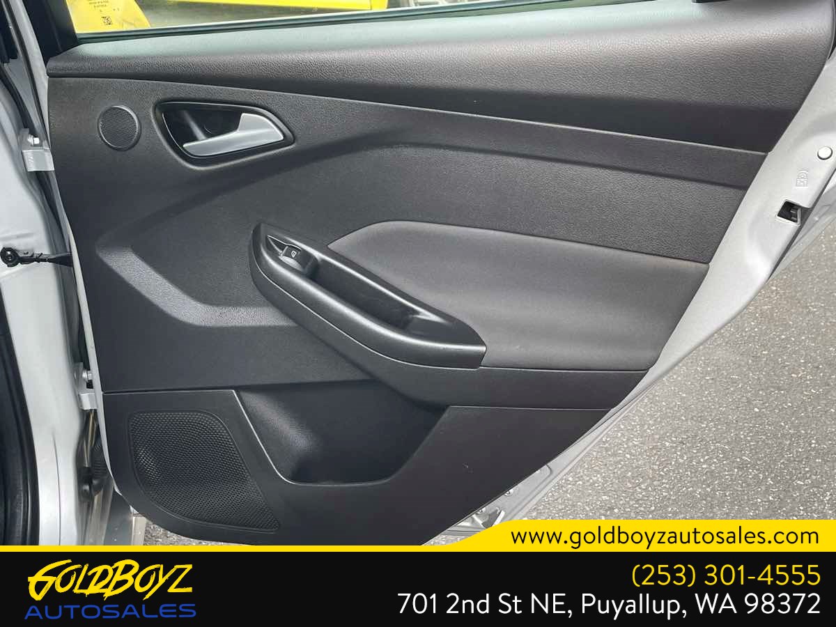Ford Focus photo 19