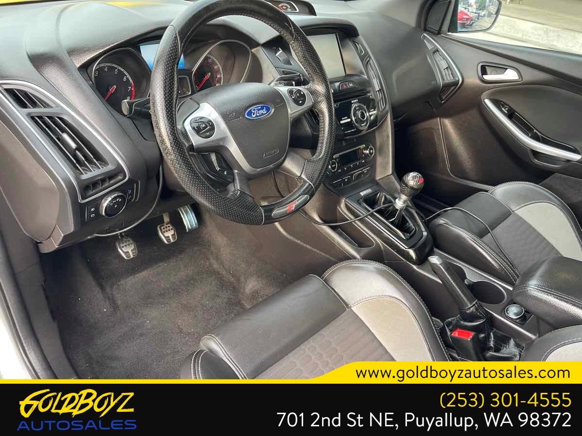 Ford Focus photo 11