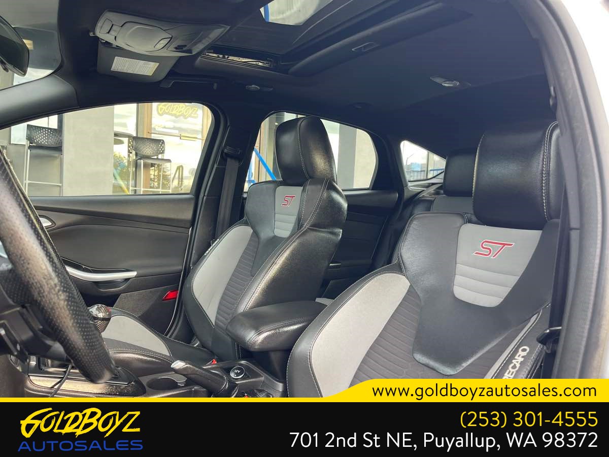 Ford Focus photo 12
