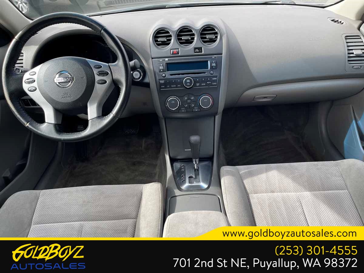 Nissan Altima photo 20