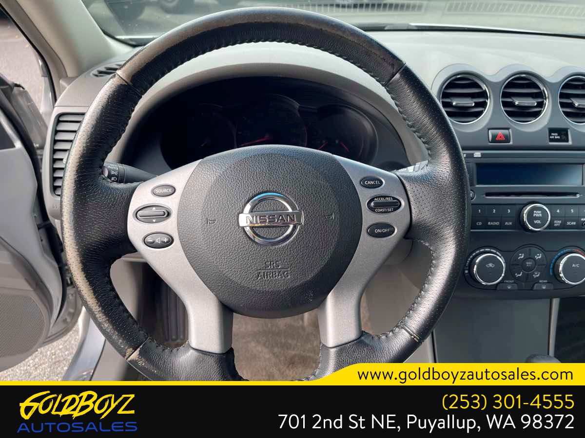 Nissan Altima photo 26