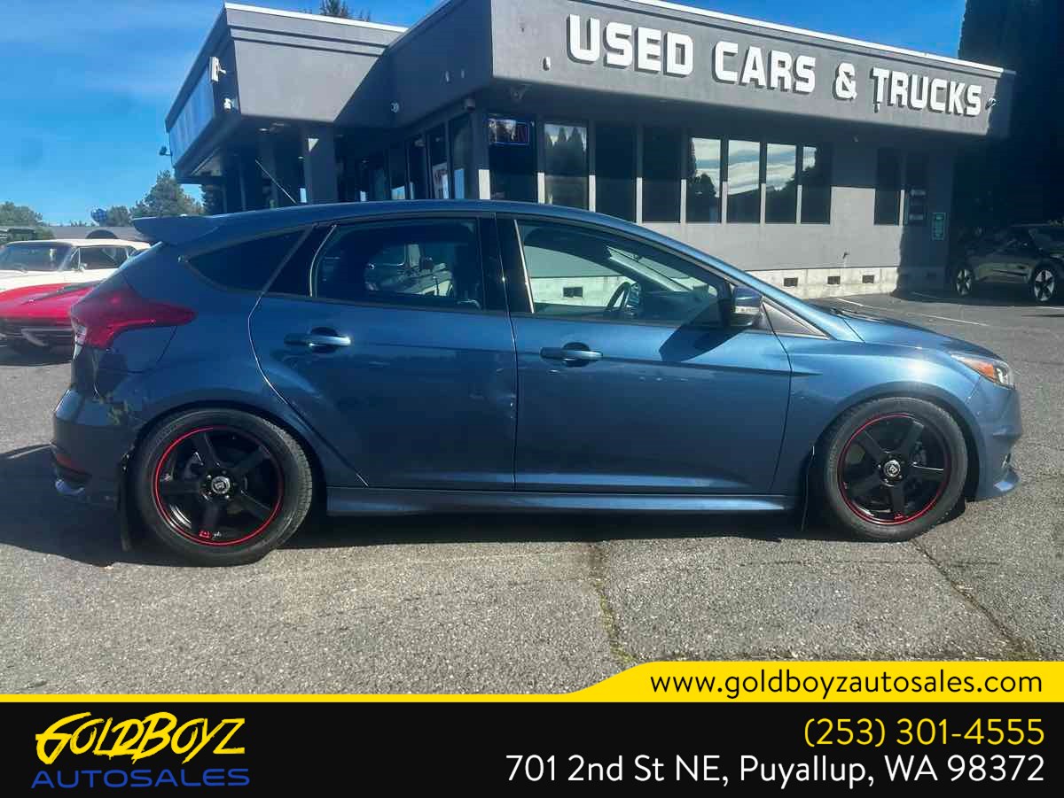 Photo 5 of this Ford Focus