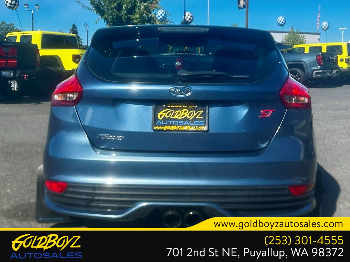 Photo 6 of this Ford Focus