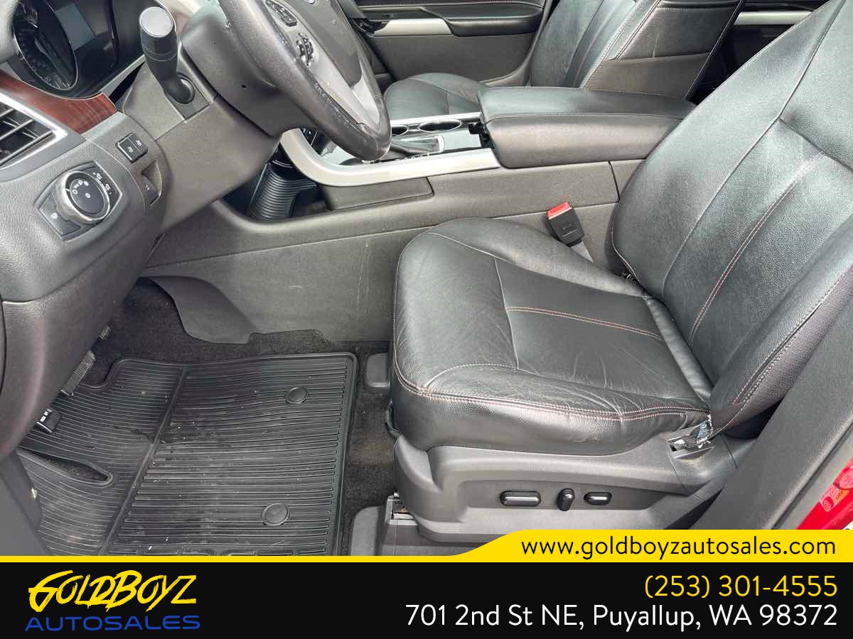 Photo 14 of this Ford Edge