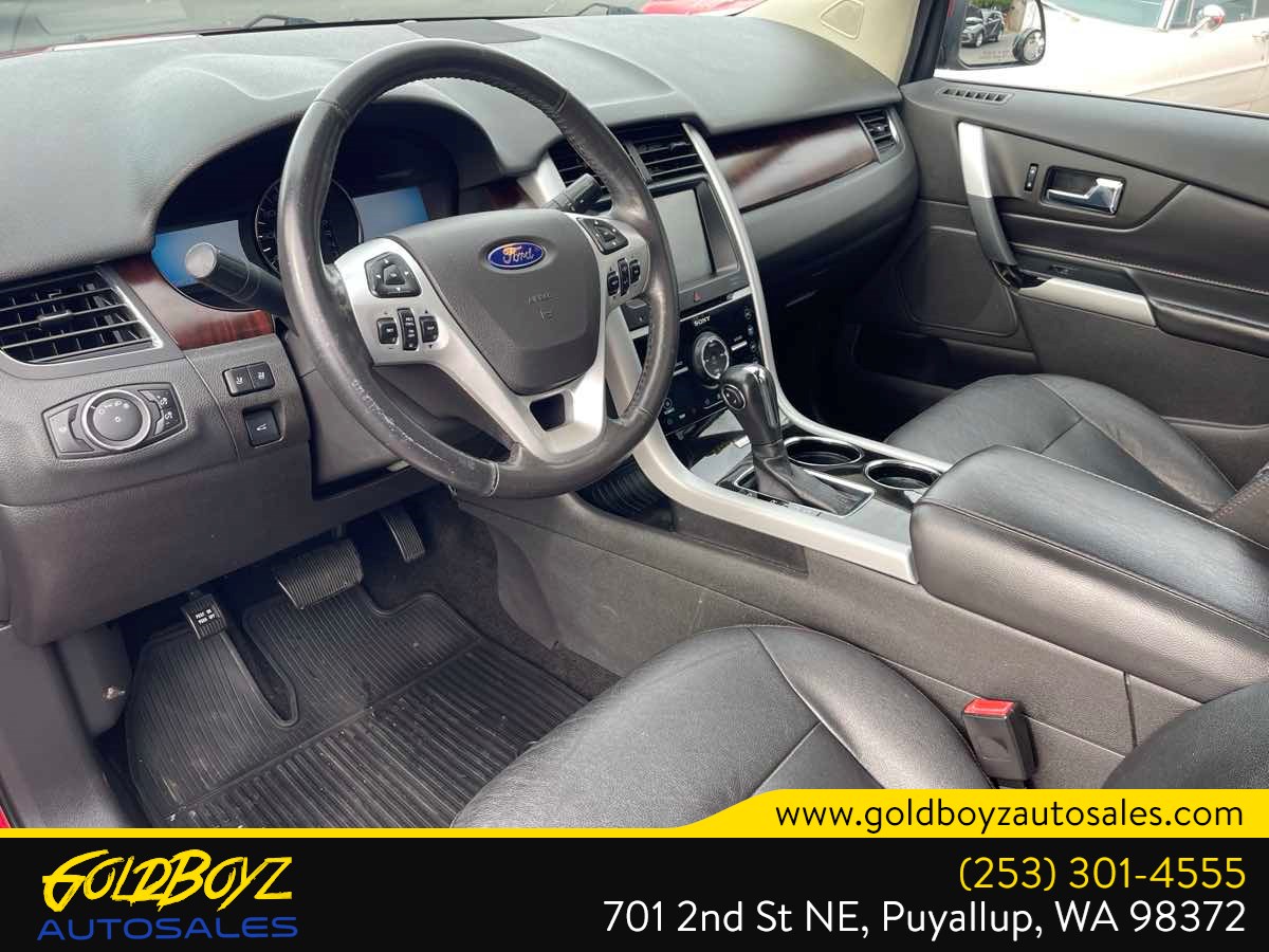 Photo 12 of this Ford Edge