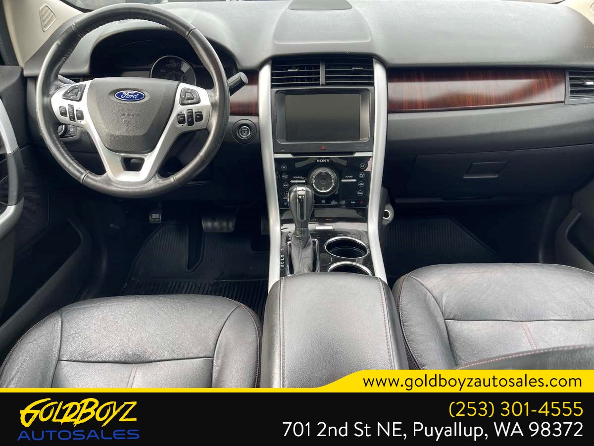 Photo 21 of this Ford Edge