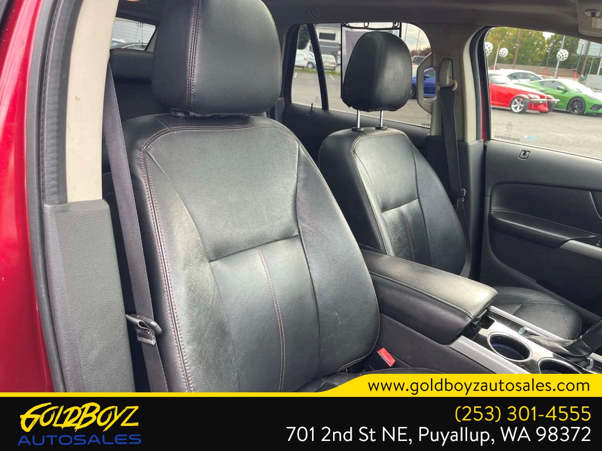 Photo 23 of this Ford Edge
