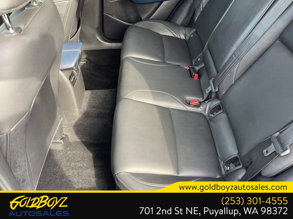 Mazda CX-30 photo 15