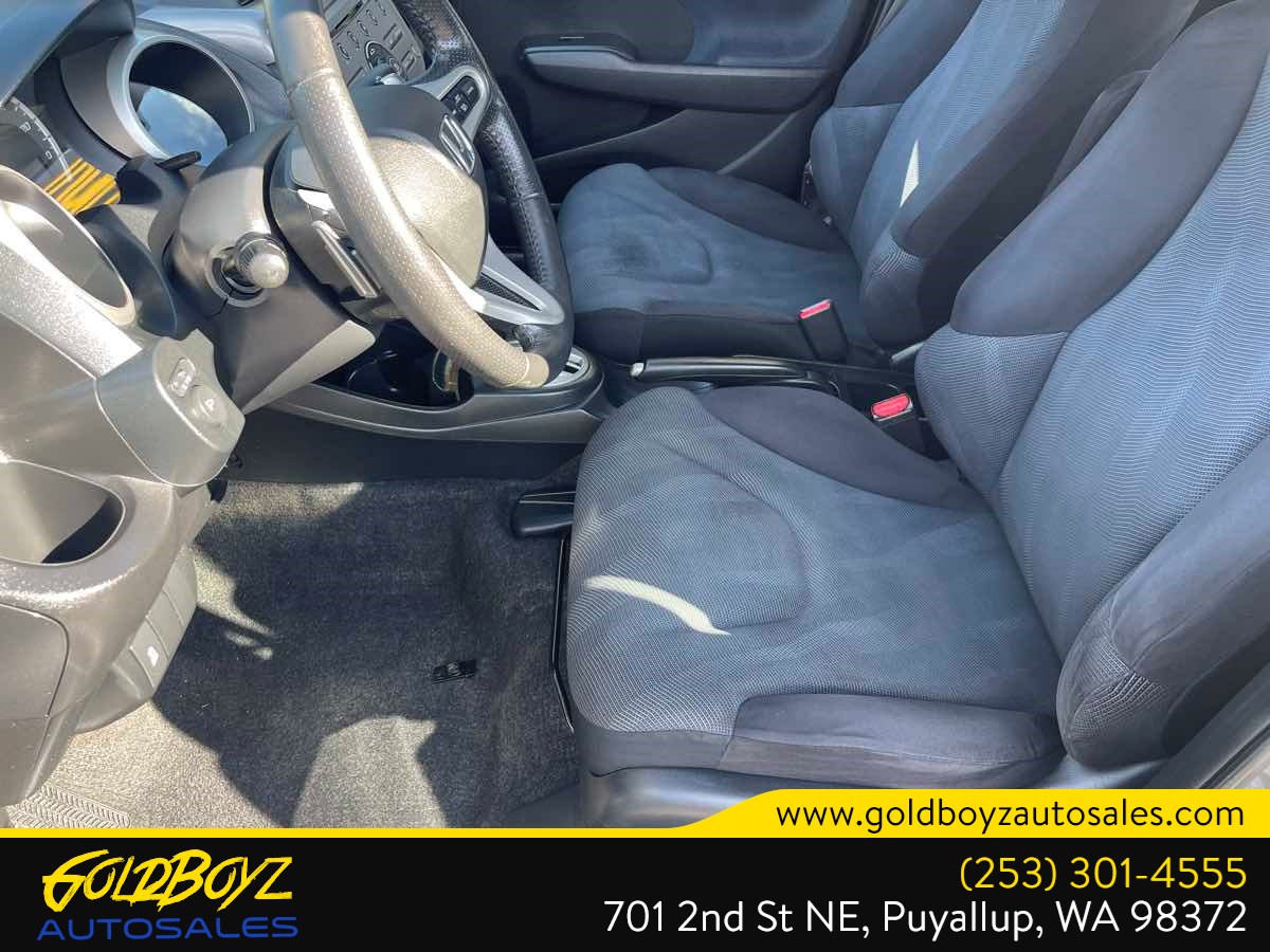 Photo 12 of this Honda Fit