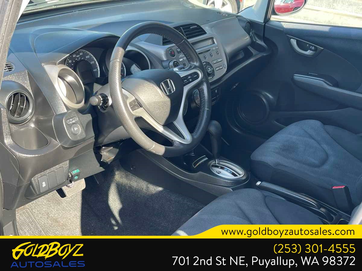 Photo 13 of this Honda Fit