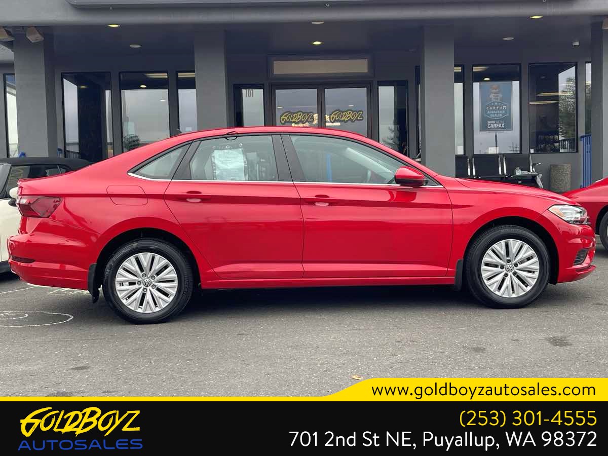 Volkswagen Jetta photo 2