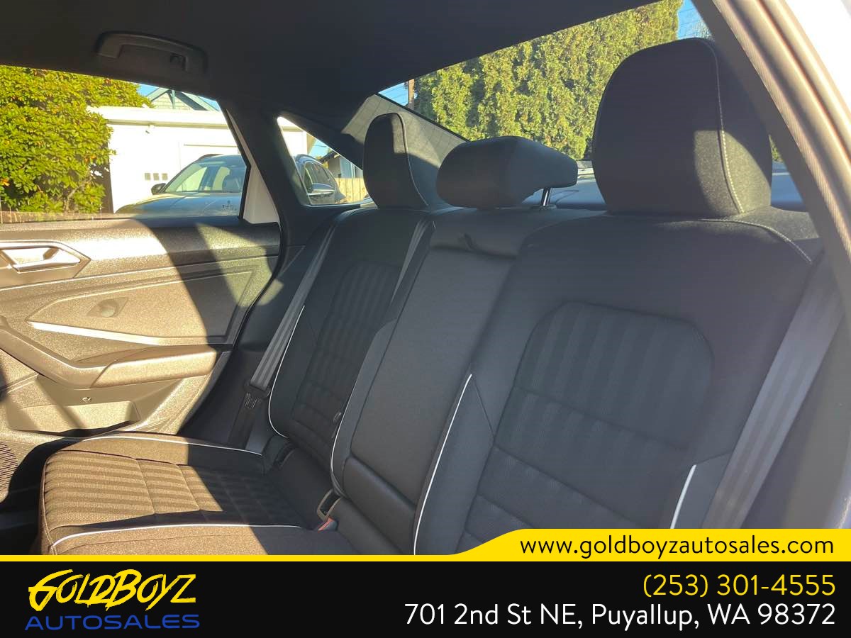 Volkswagen Jetta photo 26