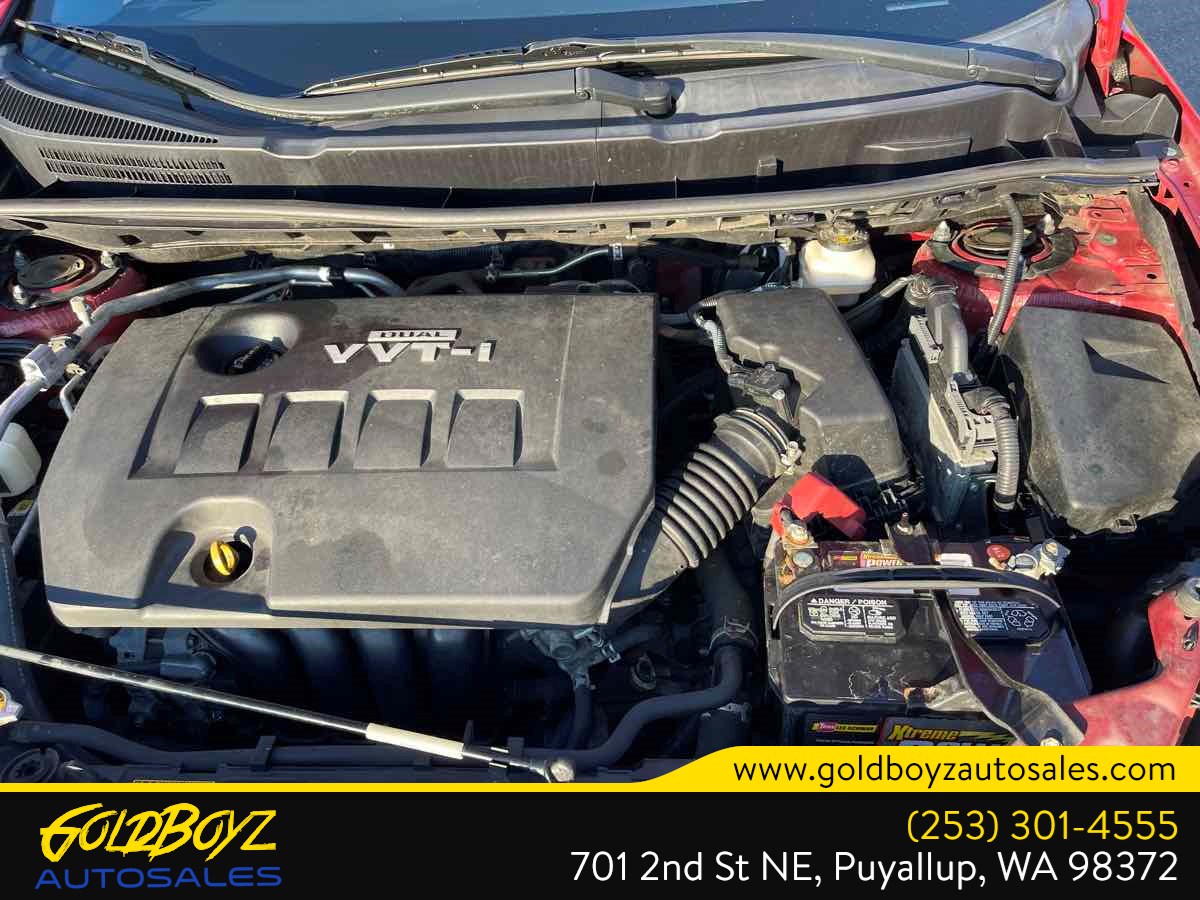 Photo 10 of this Pontiac Vibe