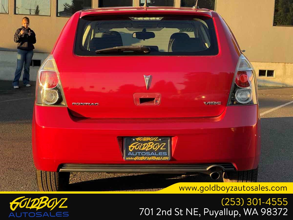 Photo 5 of this Pontiac Vibe