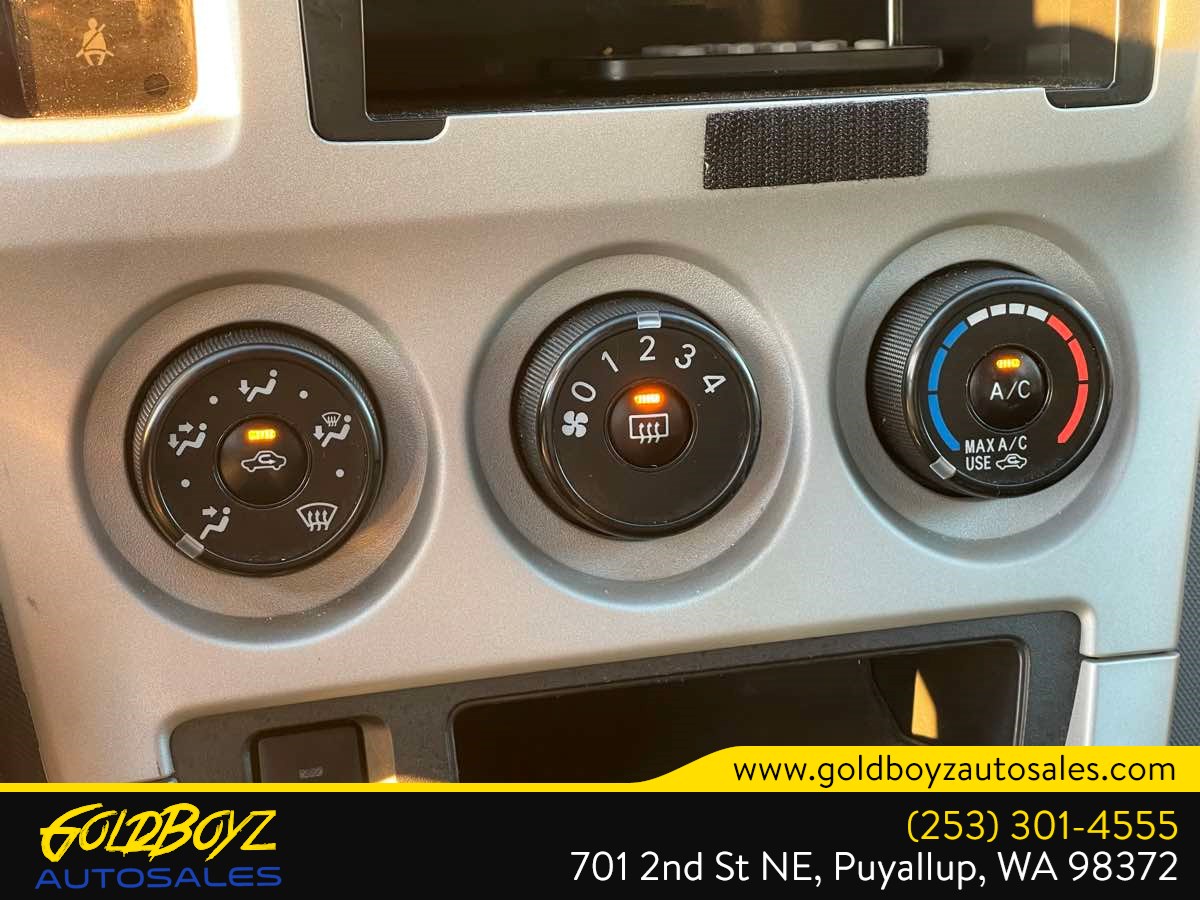Photo 28 of this Pontiac Vibe
