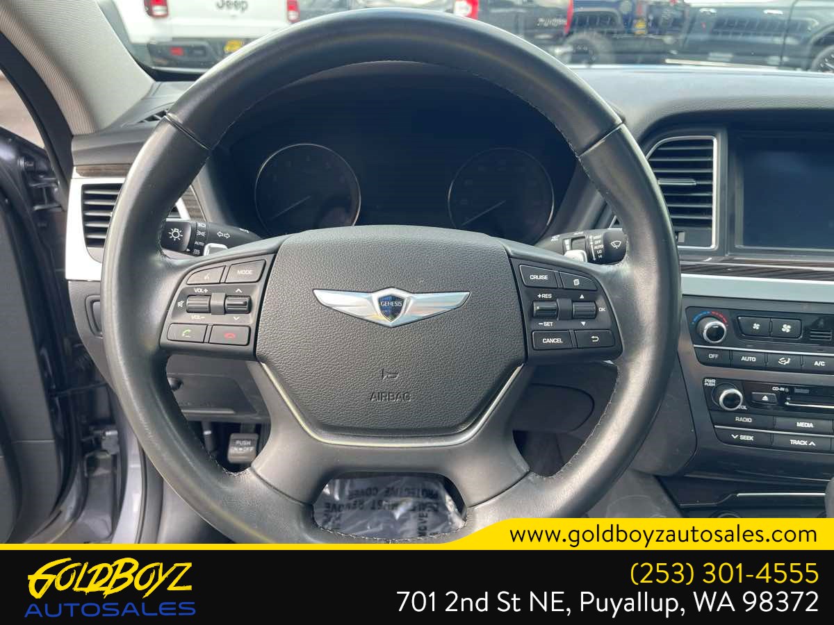 Photo 18 of this Hyundai Genesis